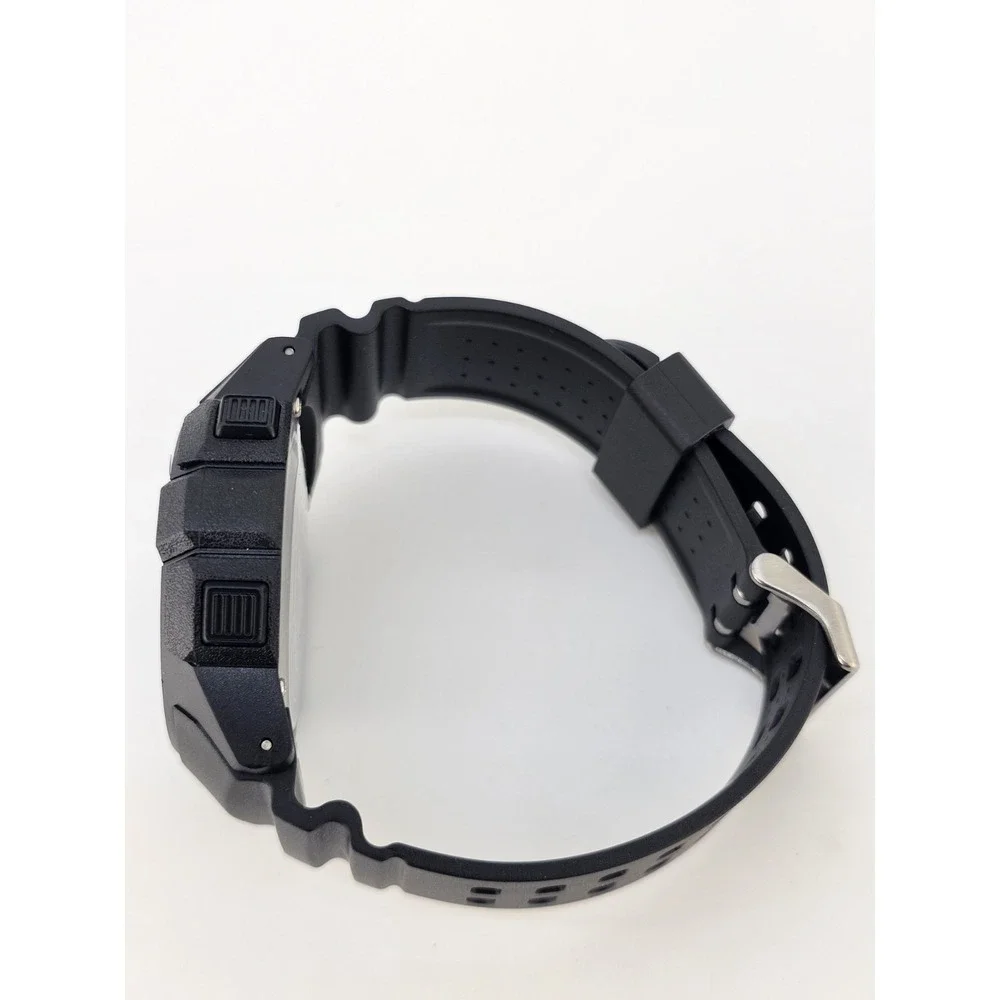 Beeasy Men's‎ Digital Sports Watch 49MM Black Plastic Bands Light Working